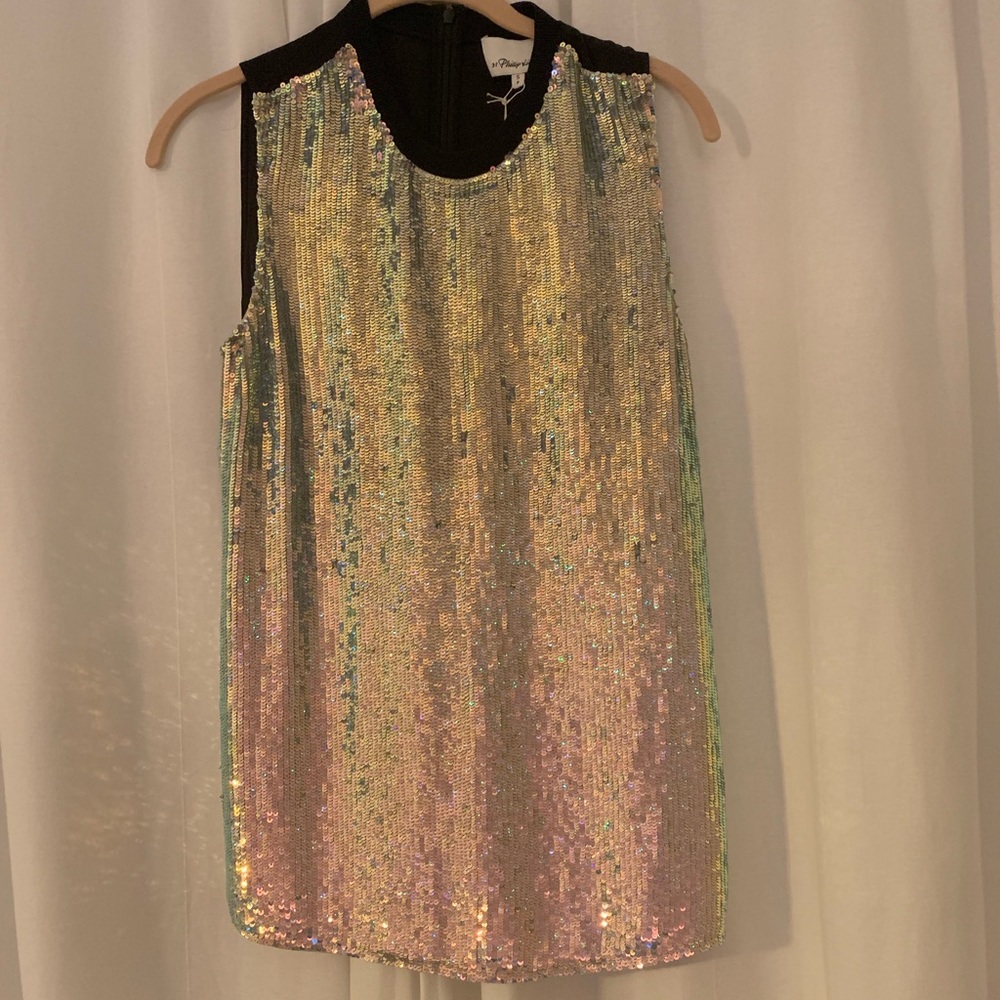 Brand new beautiful sequin top